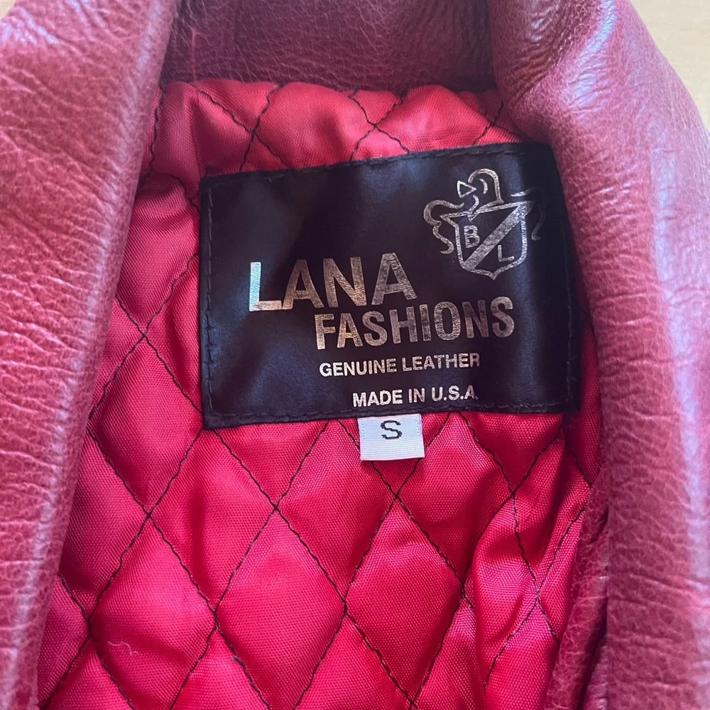 Lana Fashions Red leather coat - Picture 3 of 4